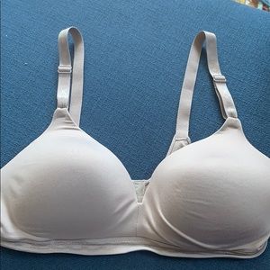 Warner’s Women’s Cloud 9 Wire-free Contour Bra 36C